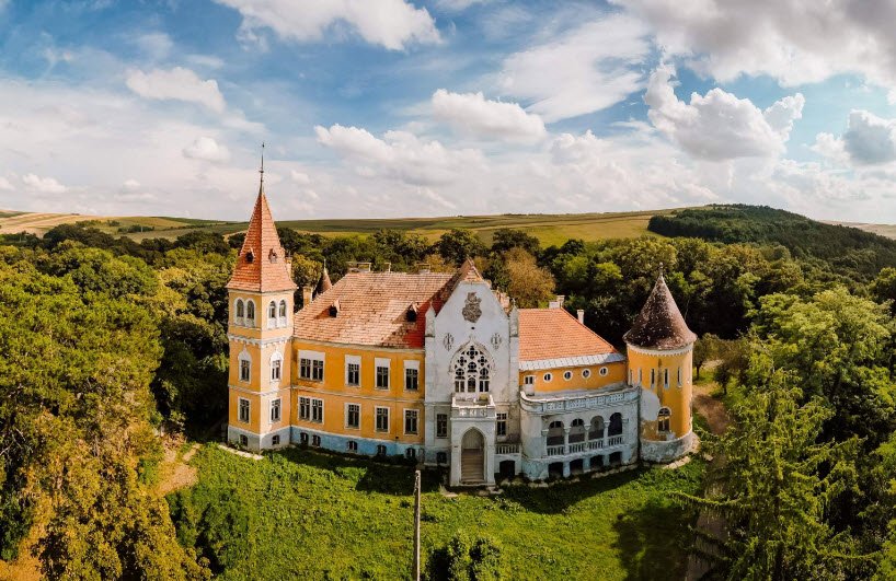 Castelul Ugron, Romania, Romania
